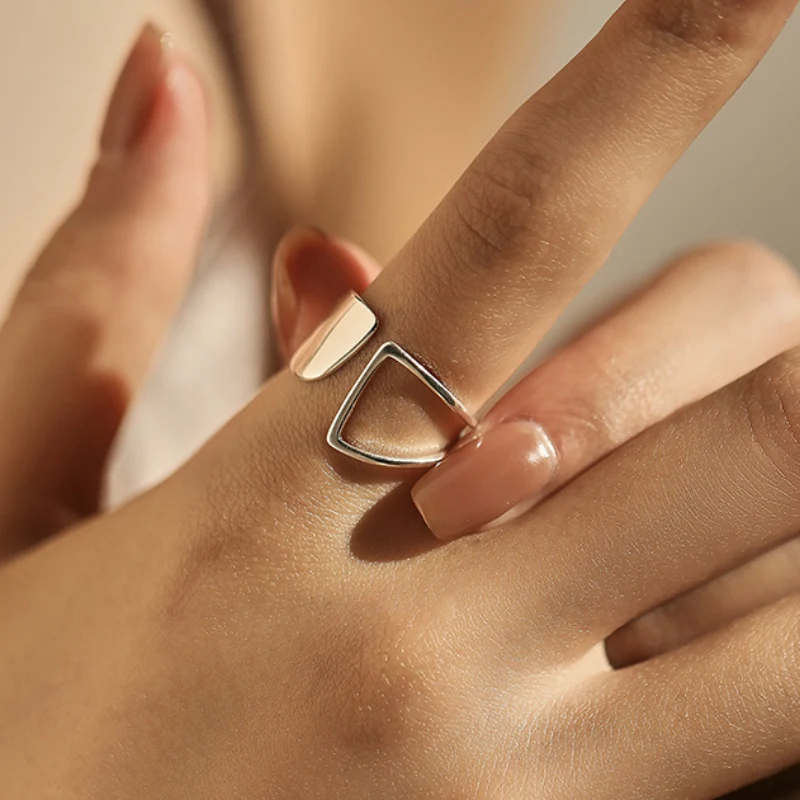 Architect Open Ring featuring modern geometric design in 925 sterling silver – minimalist statement jewelry for women’s fashion gift