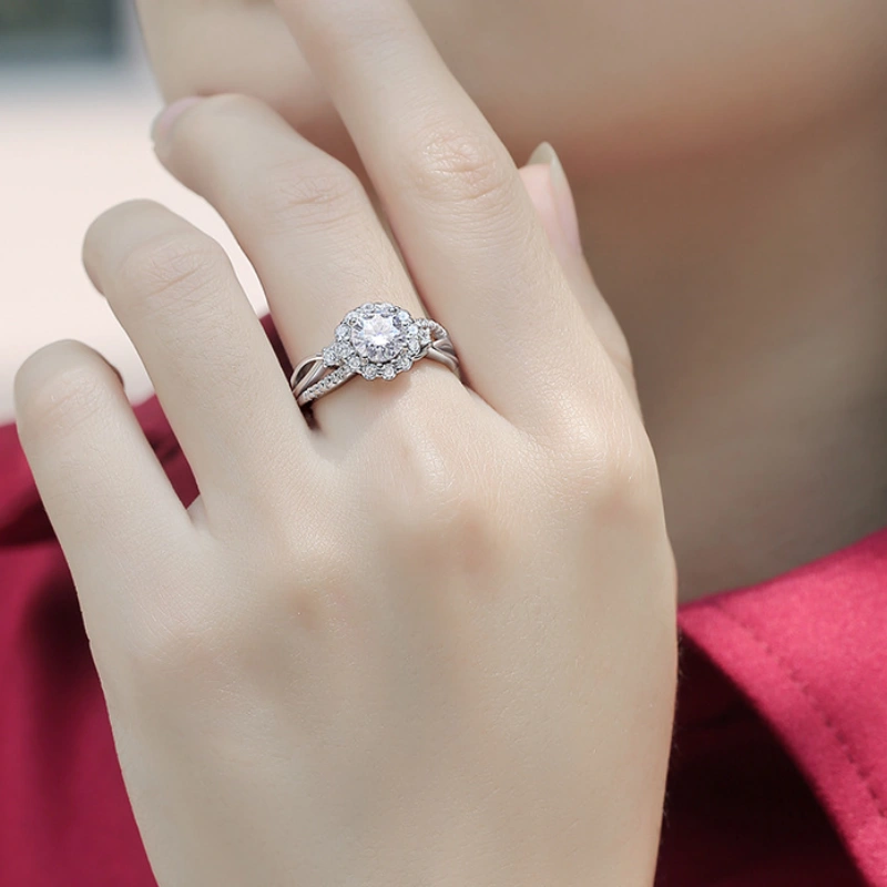 Eternal Glow Moissanite Split Shank Ring – Adjustable Halo Design in S925 Sterling Silver for Women